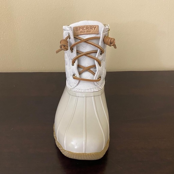 Sperry Women's Saltwater Chevron Quilted Duck Boots - Picture 4 of 7